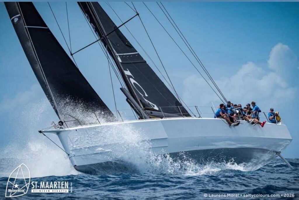Volvo Ocean 70 - Cockatoo