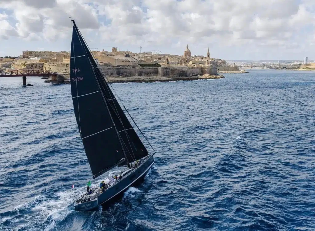 Vismara 80 – Luce Guida - arriving Valletta, Malta