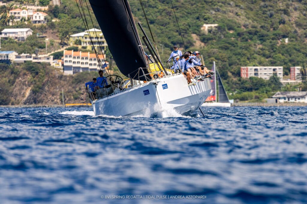 Volvo Ocean 70 - Cockatoo